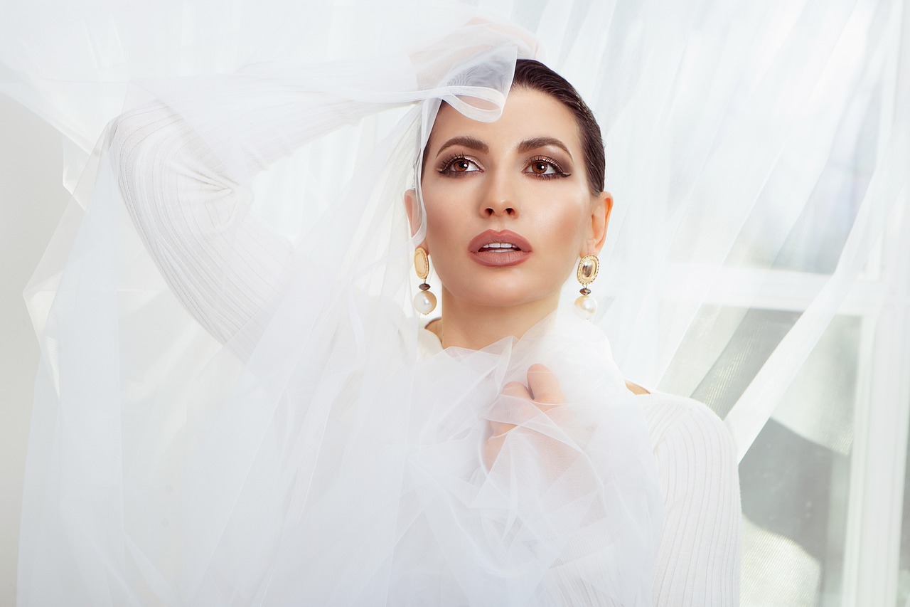 Makijaż ślubny - 5 najważniejszych trendów na nadchodzący sezon
